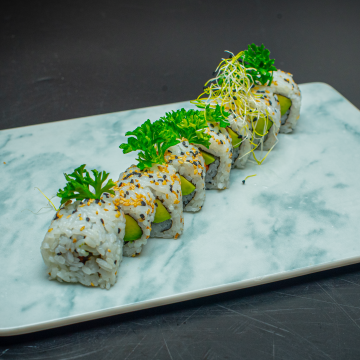 Saumon avocat masago jaune